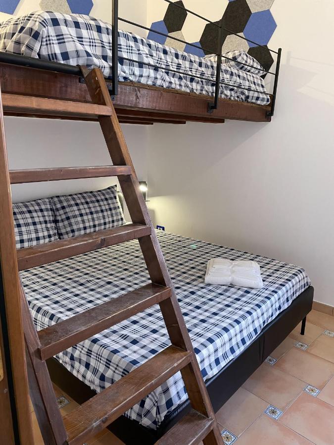 La Casina Di Luna Трани Екстериор снимка